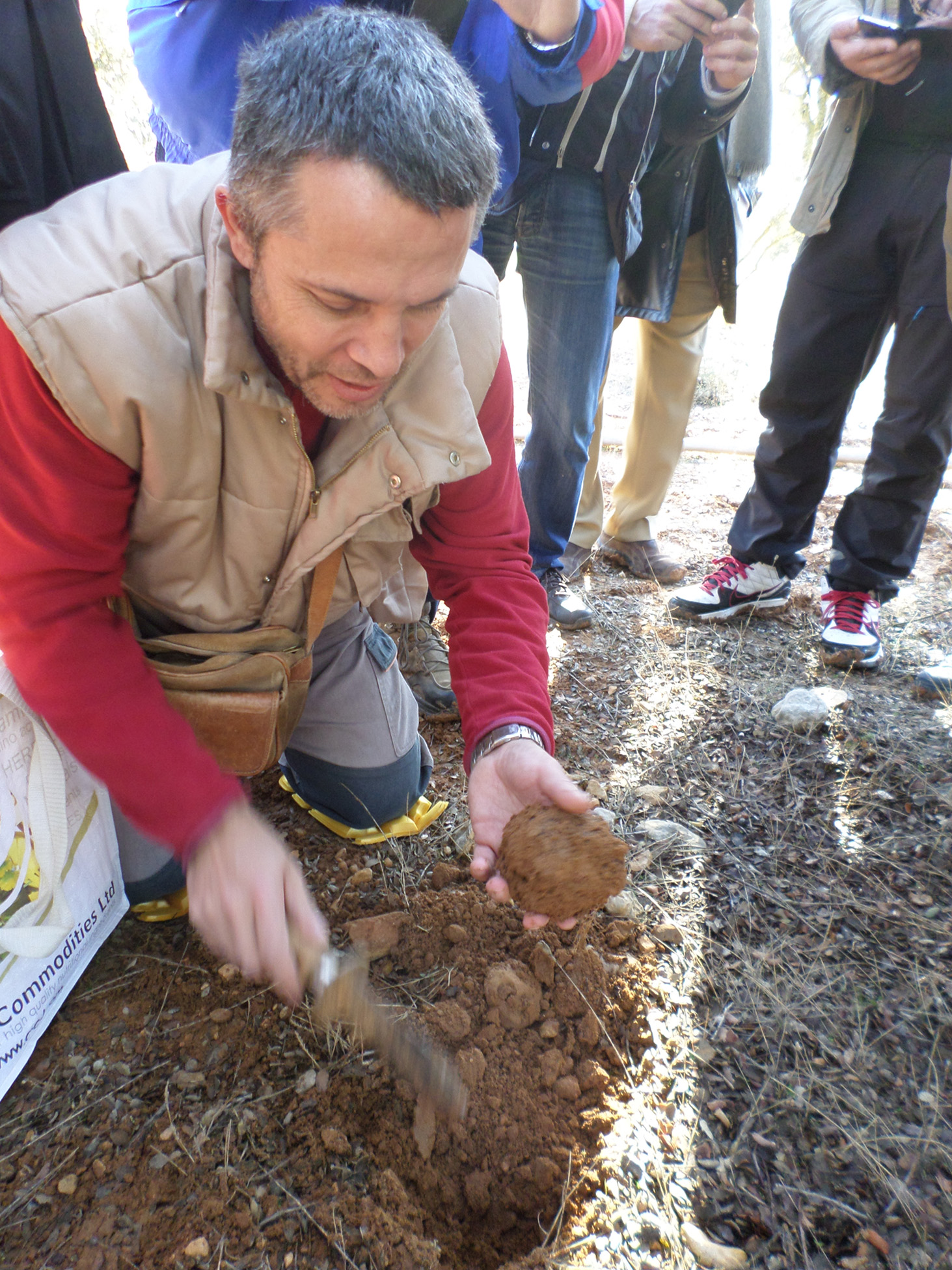 Aurelio_Gómez-Miranda_bloG-M_El_Hombre_y_la_Trufa_Soria_Carlos Carricajo_Trufero (3)